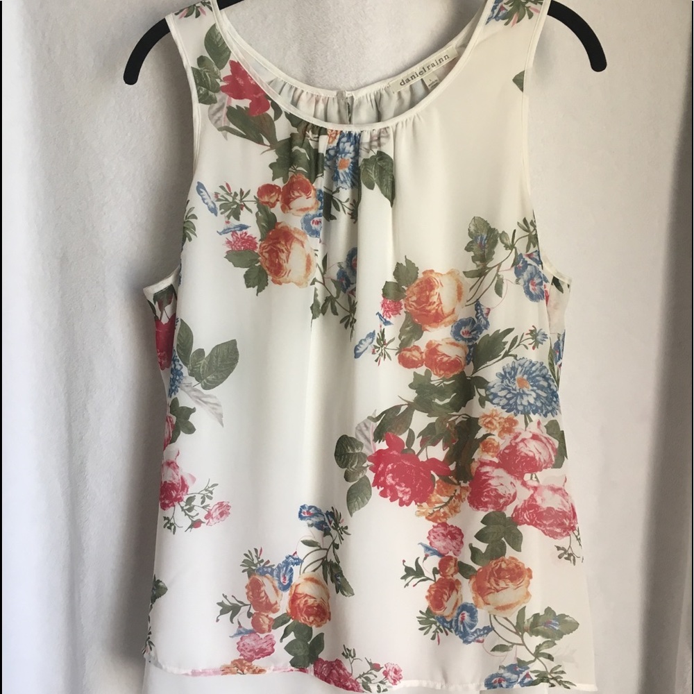 Daniel Rainn tank top